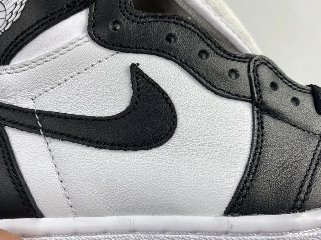 555088-010 Black Jordan Air White (2014) Retro 1 0813